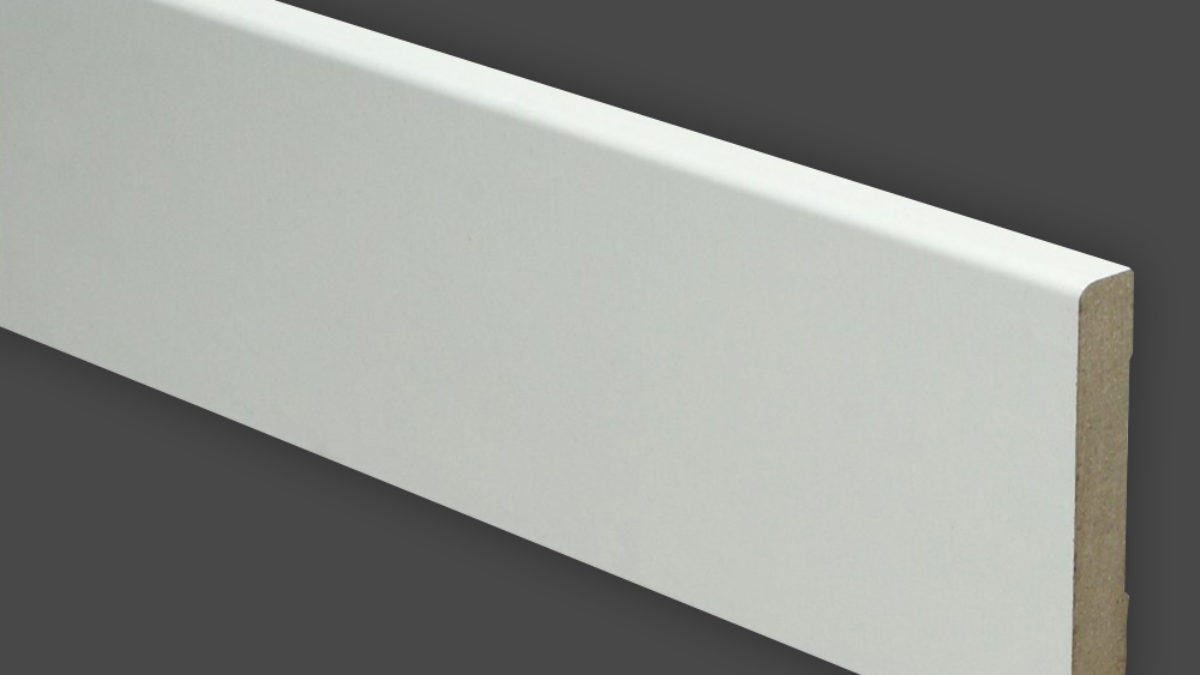 Rusland Inconsistent Slank MDF Moderne plint 58x12 wit afgelakt RAL 9010 - Het Rijswijkse Vloerenhuis